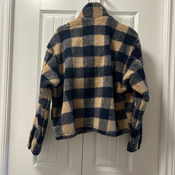 NWT American Eagle Sherpa Zip-Up Jacket Plaid - Picture 3 of 10